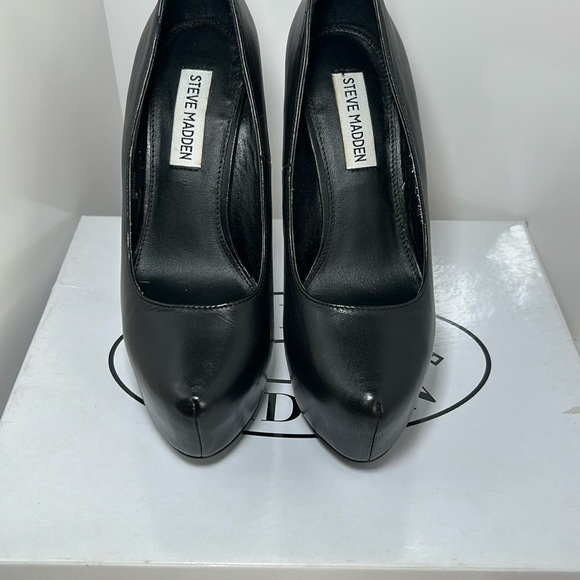 Steve Madden Women’s Black High Heel Pumps Back Zipper, Size 6, Upper Leather - Picture 4 of 11